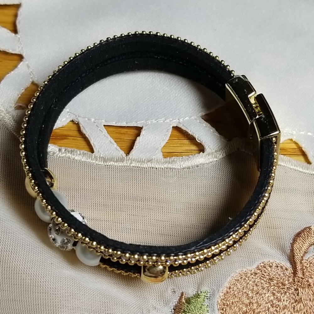 Black Bling Pearl Magnetic clasp Bracelet wrap - Picture 6 of 7